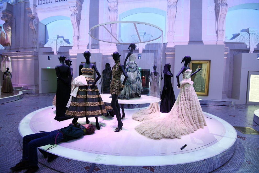 Exposición de Dior en París
