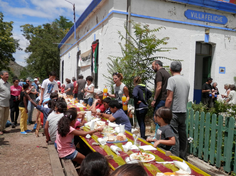 Los refugiados saharauis están realizando actividades deportivas y culturales en Zaragoza.