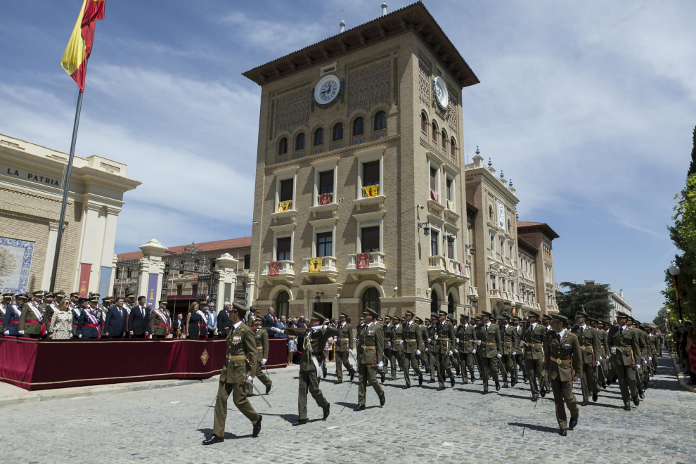 De Cospedal preside el acto de entrega de los Reales Despachos a los 392 nuevos oficiales