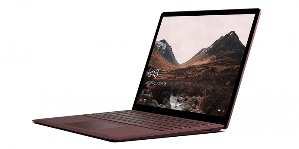 El portátil con pantalla táctil. Para los que una tableta con Windows no tiene sentido y prefieren la estabilidad de un portátil, el Surface Laptop cuesta y tiene lo mismo que el Surface Pro, pero además incluye teclado.