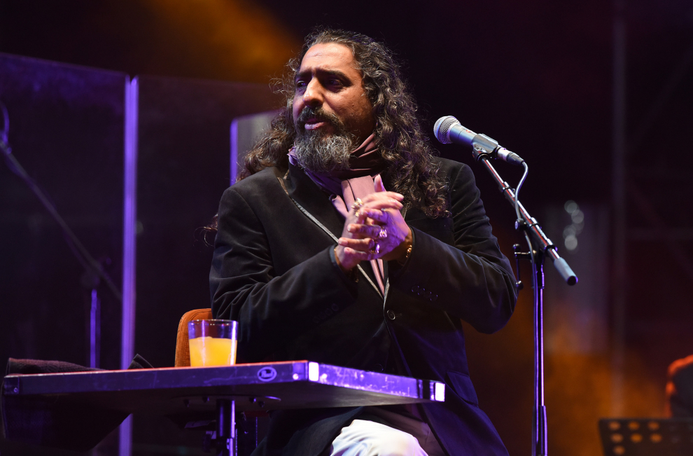 Diego el Cigala, ayer, durante su actuación en el festival Pirineos-Sur.