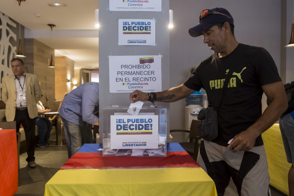 Consulta popular venezolana en Zaragoza