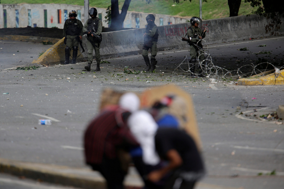 La primera jornada de la huelga opositora en Venezuela deja dos muertos y 150 detenidos