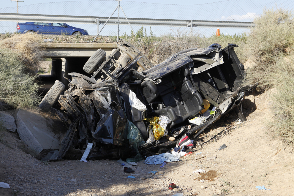 Dos fallecidas y un herido muy grave en un accidente de tráfico en Boquiñeni