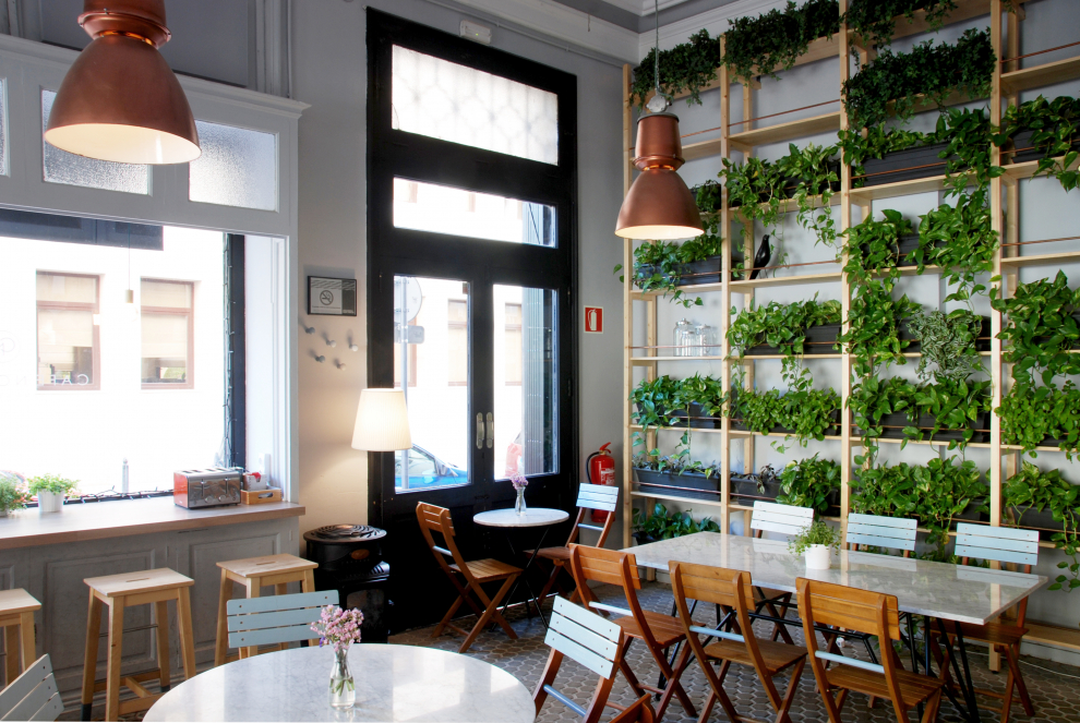 Zaragoza se suma a la moda de las cafeterías 'workplace': Café Nolasco.