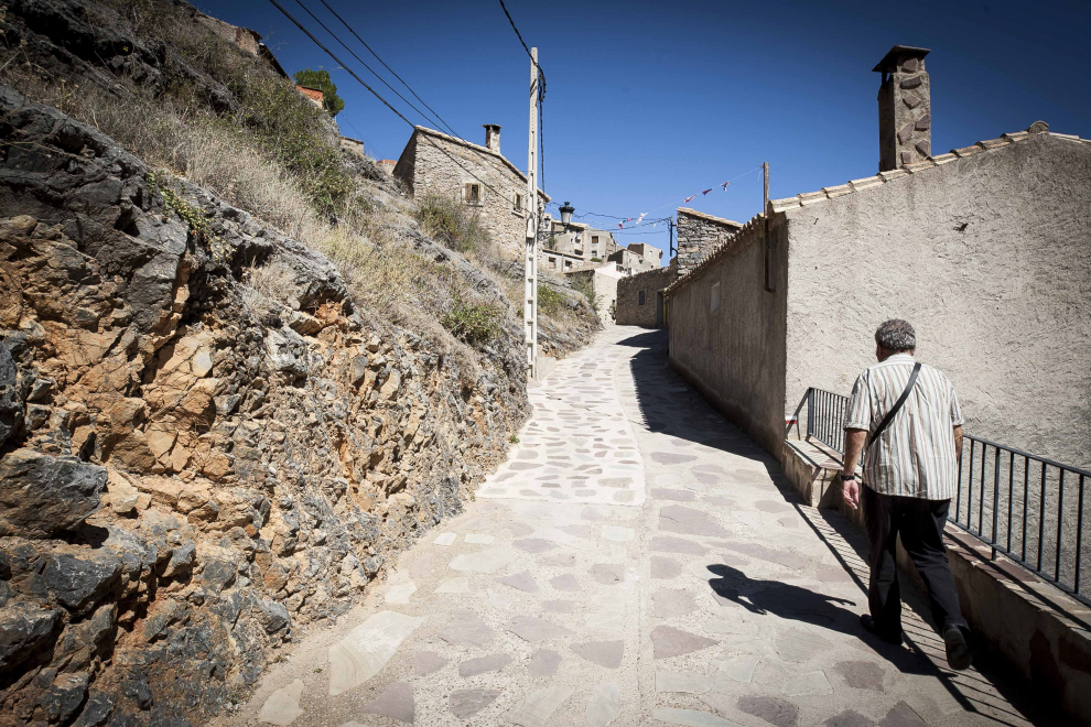 Mariano Sanjuan en las calles de Purujosa
