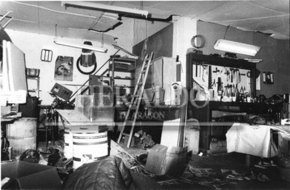 Vista general del taller: a la derecha las paredes del cuarto donde mantenían secuestrado a Quini