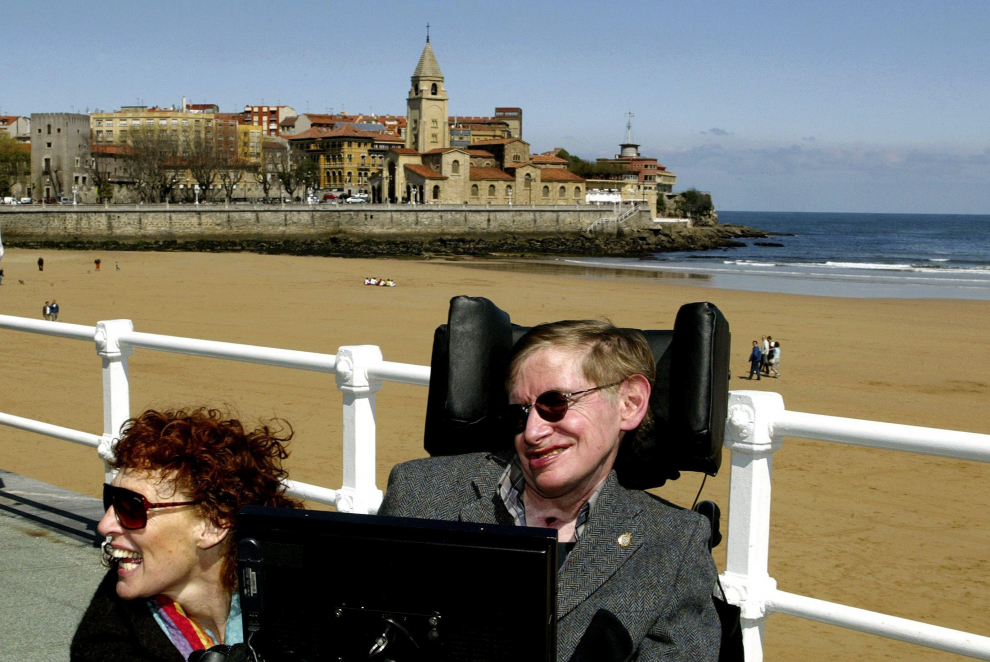Muere el físico Stephen Hawking a los 76 años