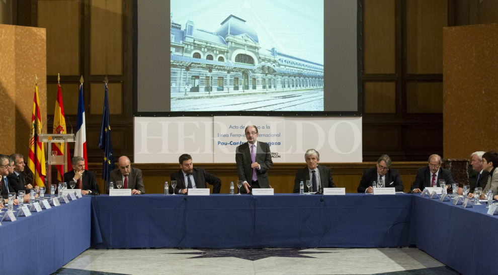 Acto institucional de apoyo a la reapertura del ferrocarril Pau-Canfranc-Zaragoza en el edificio Pignatelli. Discurso de Javier Lambán el 27 de enero de 2016