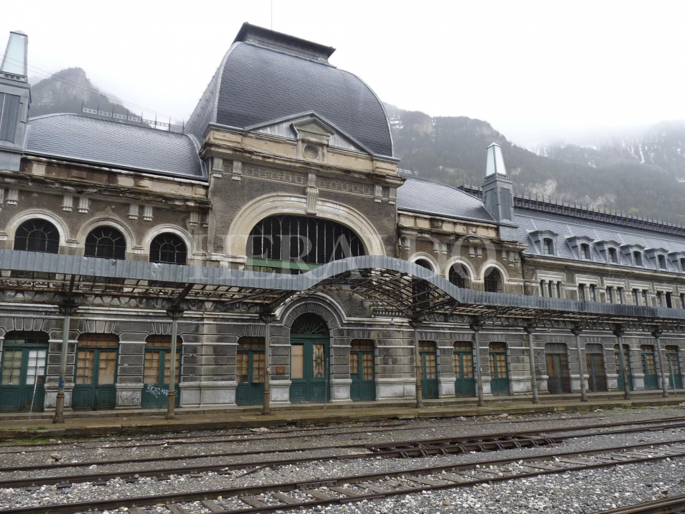 Vista de la estación de Canfranc en 2013