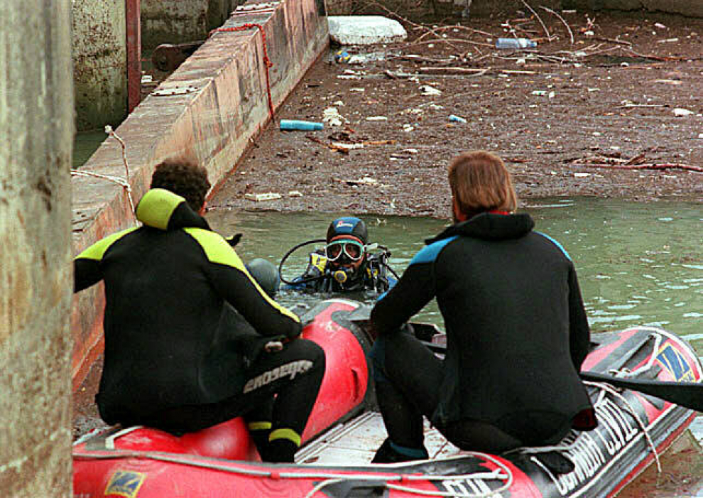 Operaciones de búsqueda de los fallecidos en la presa de Sabiñánigo