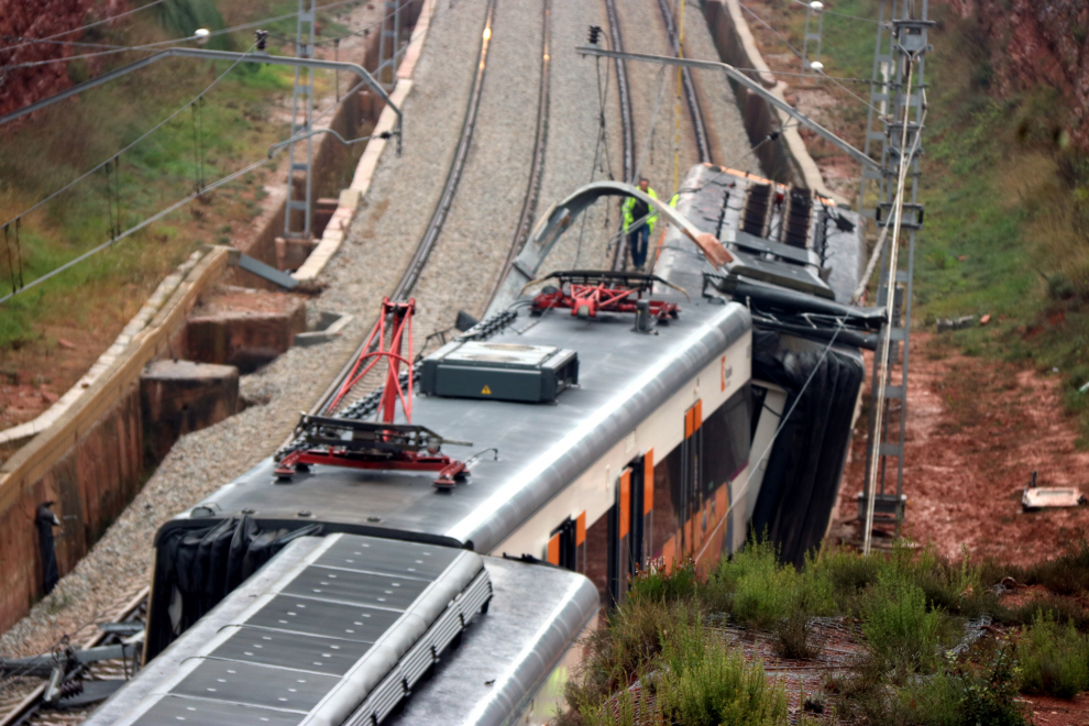 Descarrilamiento de un tren de cercanías en Cataluña