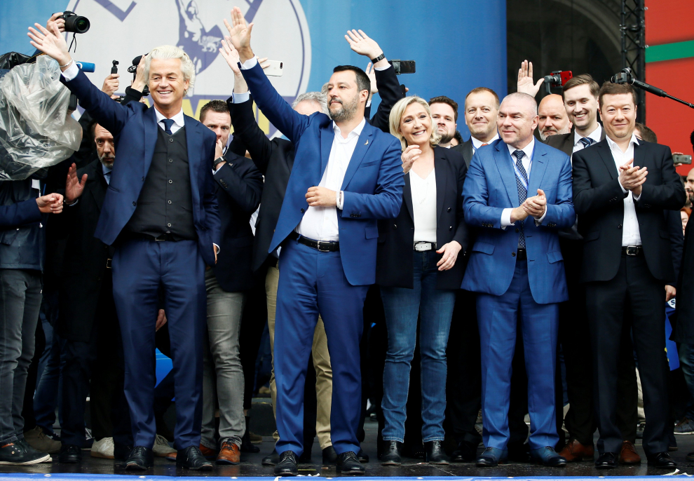 Geert Wilders, leader of Dutch party PVV (Party for Freedom), Italy's Deputy Prime Minister Matteo Salvini, Marine Le Pen, leader of French National Rally party attend a major rally of European nationalist and far-right parties ahead of EU parliamentary elections in Milan, Italy May 18, 2019. REUTERS/Alessandro Garofalo [[[REUTERS VOCENTO]]] EU-ELECTION/ITALY-SALVINI