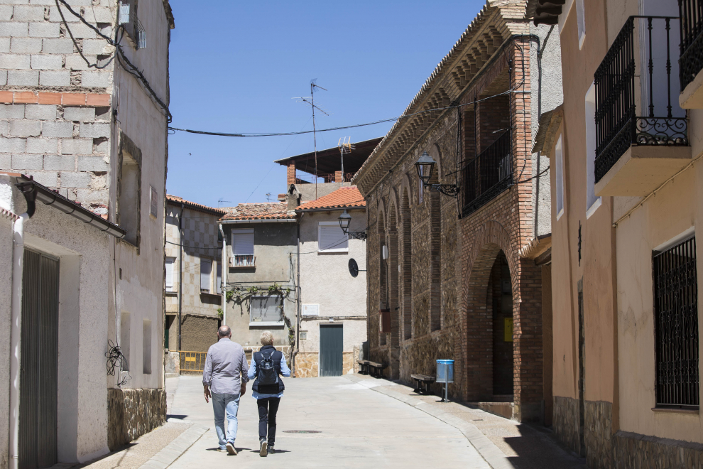 La huella mudéjar, los frescos en la ermita de la Virgen del Rosario, la iglesia de San Gil y el entusiasmo de sus vecinos se reparte entre lo consolidado y los proyectos de futuro.
