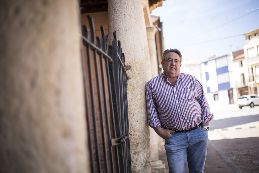 El municipio, que vive una situación esperanzadora en el sector primario, adolece sin embargo de conexiones adecuadas por carretera y tiene problemas de señal móvil e internauta.