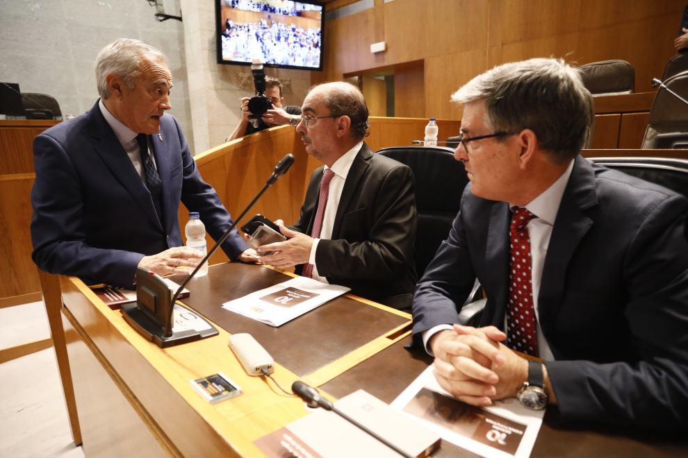 Imágenes de la sesión constitutiva del parlamento autonómico, la primera de la X legislatura