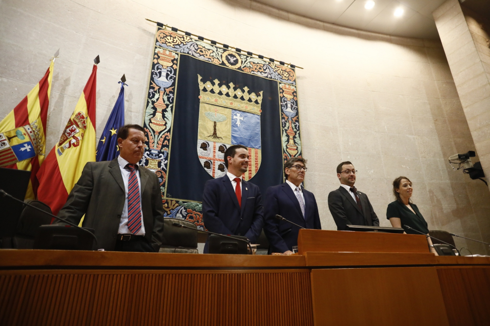 Imágenes de la sesión constitutiva del parlamento autonómico, la primera de la X legislatura