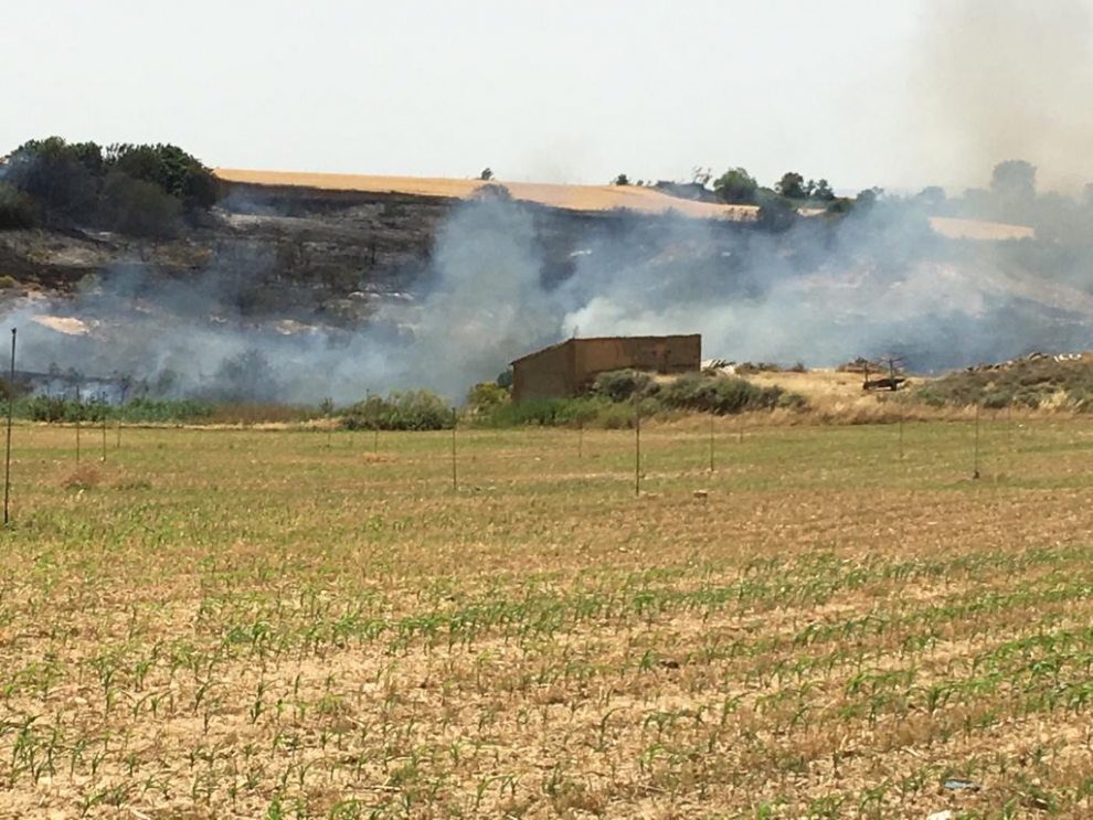 Incendio en una finca agrícola en Lastanosa.
