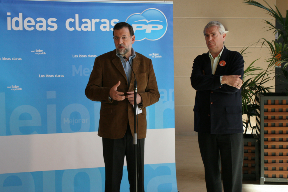 Mitin del PP con Mariano Rajoy, Gustavo Alcalde y Santiago Lanzuela en Teruel en 2008