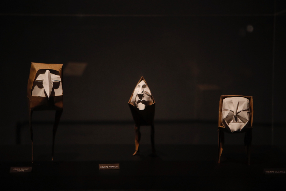 Figuras oníricas y fantásticas de Joao Charrua en el Museo de Origami