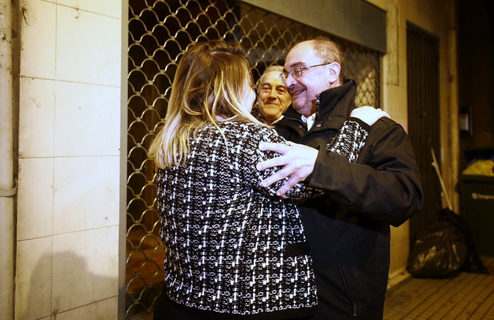 Reacciones en la sede del PSOE.