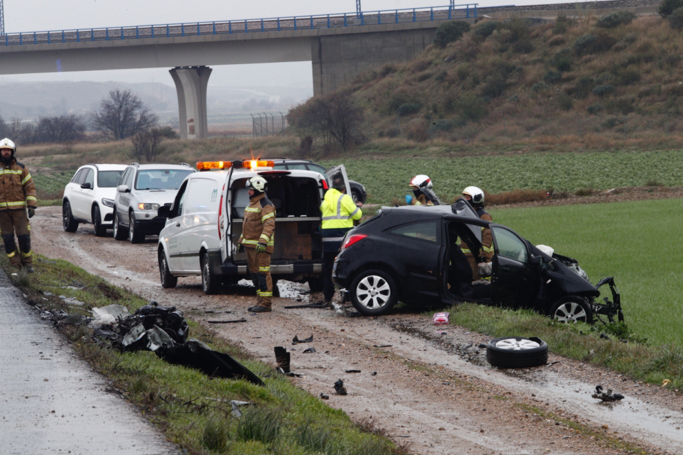 El accidente se ha producido en la N-II pasadas las 8.00 a la altura de Osera de Ebro.