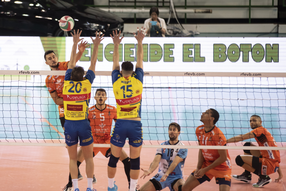 Partido de superliga de Voleibol entre C V Teruel y Ushuaia de Ibiza. Foto Antonio Garci/bykofoto. 01/02/20 [[[FOTOGRAFOS]]]