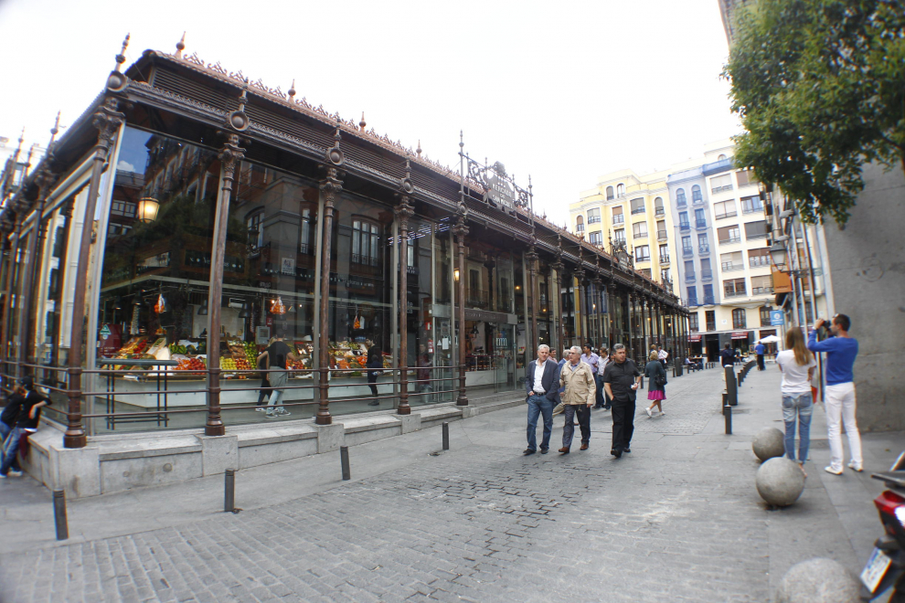 Exteriores del mercado madrileño de San Miguel, inaugurado en el año 1916.