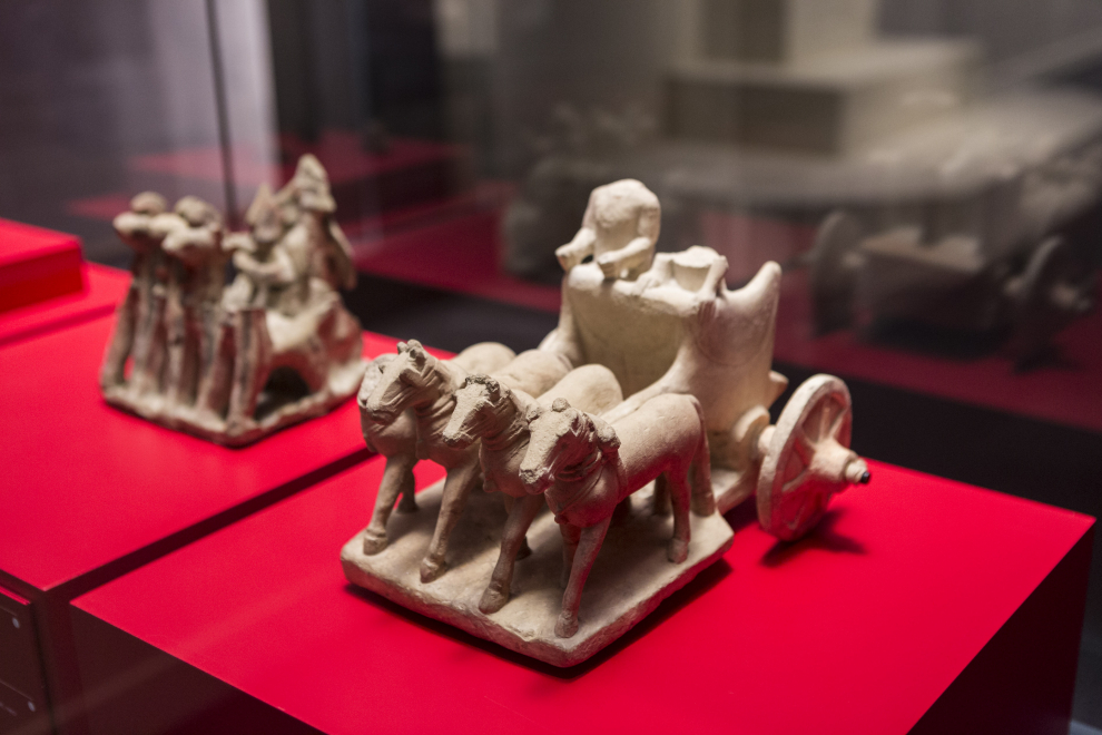 Caixaforum Zaragoza muestra a través de 217 objetos el lujo de los asirios hasta Alejandro Magno