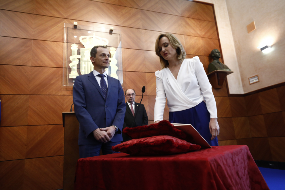 Pilar Alegria se ha comprometido, en su toma de posesión con delegada del Gobierno en Aragón, a servir de "puente" entre el Ejecutivo de Pedro Sánchez y el de Javier Lambán.