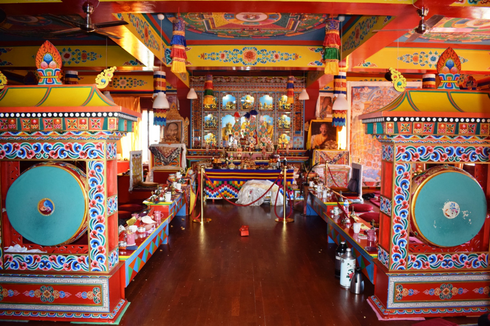 La comunidad budista de Panillo ha dado este lunes la bienvenida al año 2147 del calendario tibetano que llega bajo los auspicios del Ratón de Metal Masculino