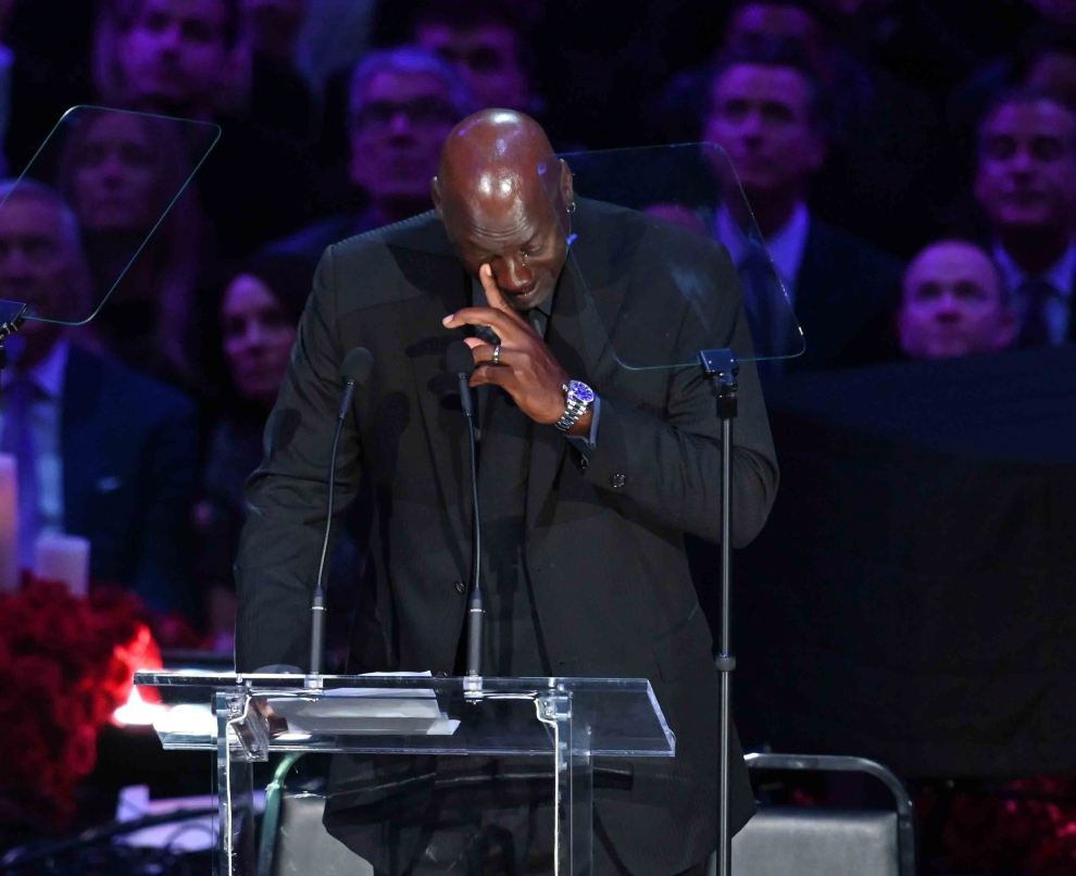 Feb 24, 2020; Los Angeles, California, USA;   Vanessa Bryant speaks to a capacity crowd during a memorial to celebrate the life of Kobe Bryant and daughter Gianna Bryant at Staples Center. Mandatory Credit: Robert Hanashiro-USA TODAY Sports [[[REUTERS VOCENTO]]] BASKETBALL-NBA/