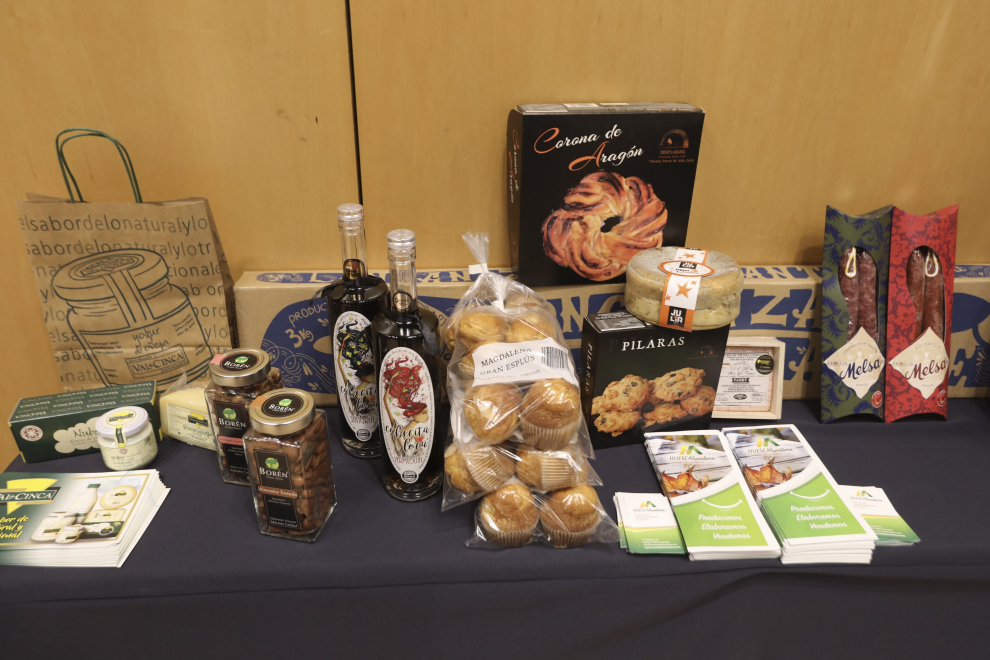 El acto de entrega de los premios de la Asociación Huesca Alimentaria se ha celebrado este jueves en el hotel Abba de Huesca.