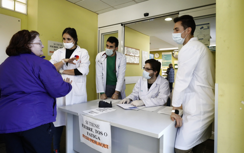 Medidas para prevenir el coronavirus en el Centro de Salud Torre Ramona de Zaragoza.