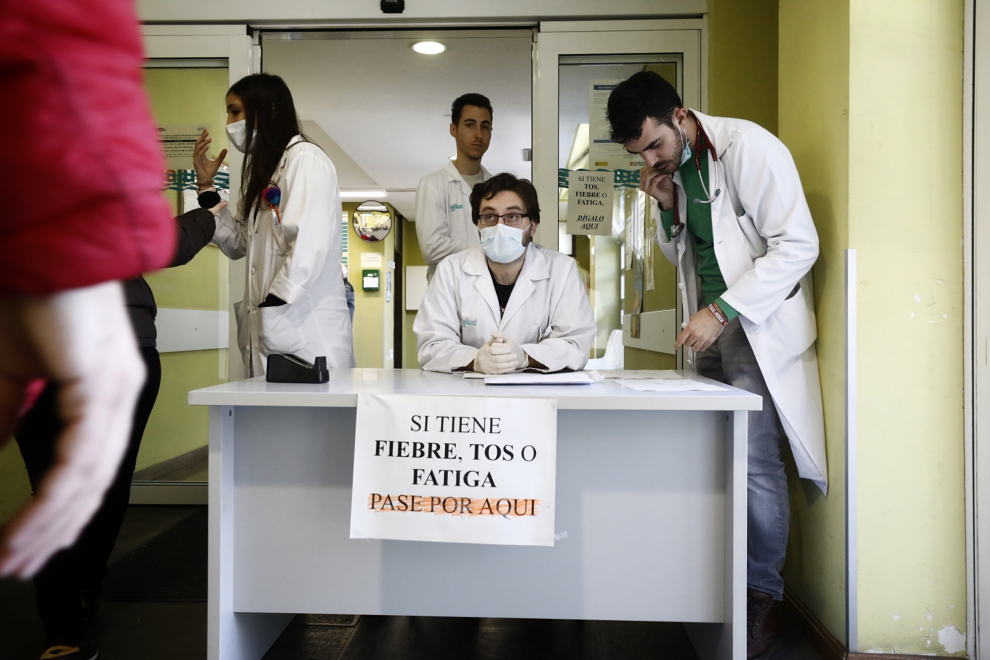 Medidas para prevenir el coronavirus en el Centro de Salud Torre Ramona de Zaragoza.