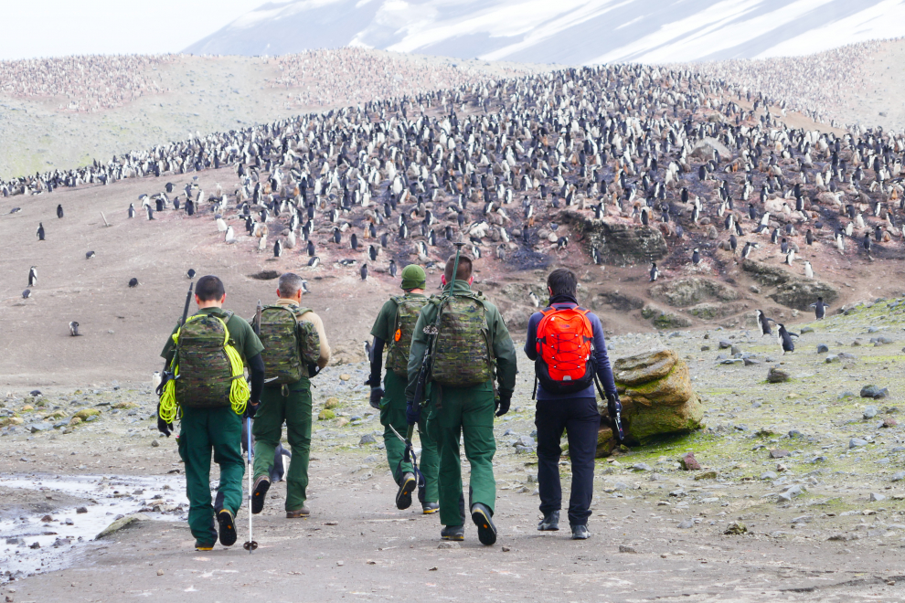 Trece militares, altamente especializados y cualificados, han participado en la XXXIII Campaña Antártica del Ejército de Tierra.