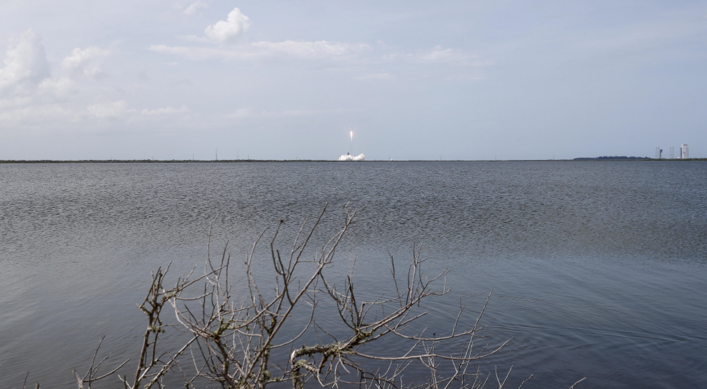 SpaceX Crew Dragon Demo2 manned space mission launches from Kennedy Space Center