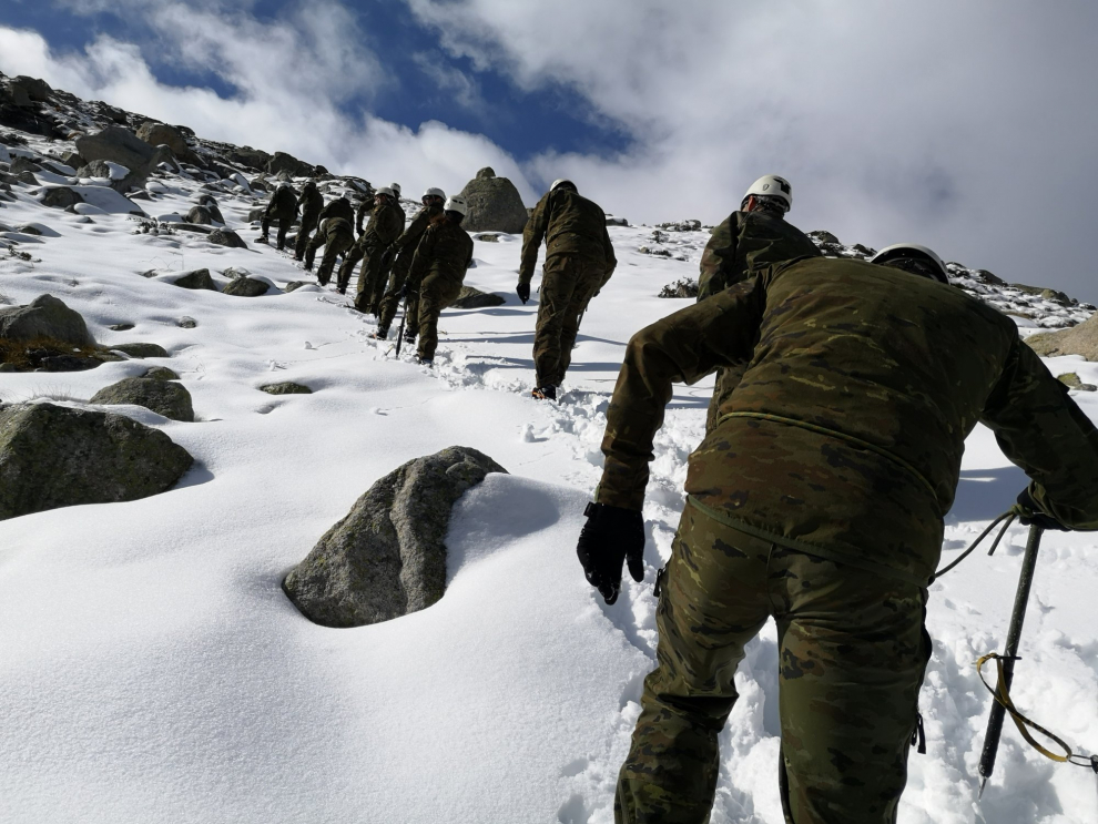 La Campaña Antártica del Ejército de Tierra se despide de Benasque con los objetivos alcanzados.