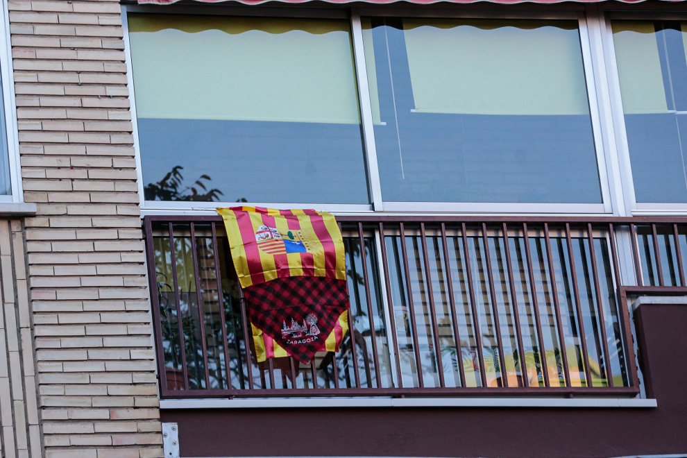 Balcones engalanados en el Día del Pilar 2020 en Zaragoza