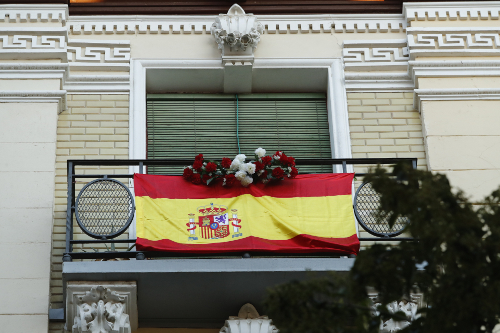 Balcones engalanados en el Día del Pilar de 2020 en Zaragoza