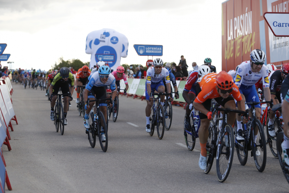 Ambiente en Ejea de los Caballeros, escenario del final de la cuarta etapa de la Vuelta a España