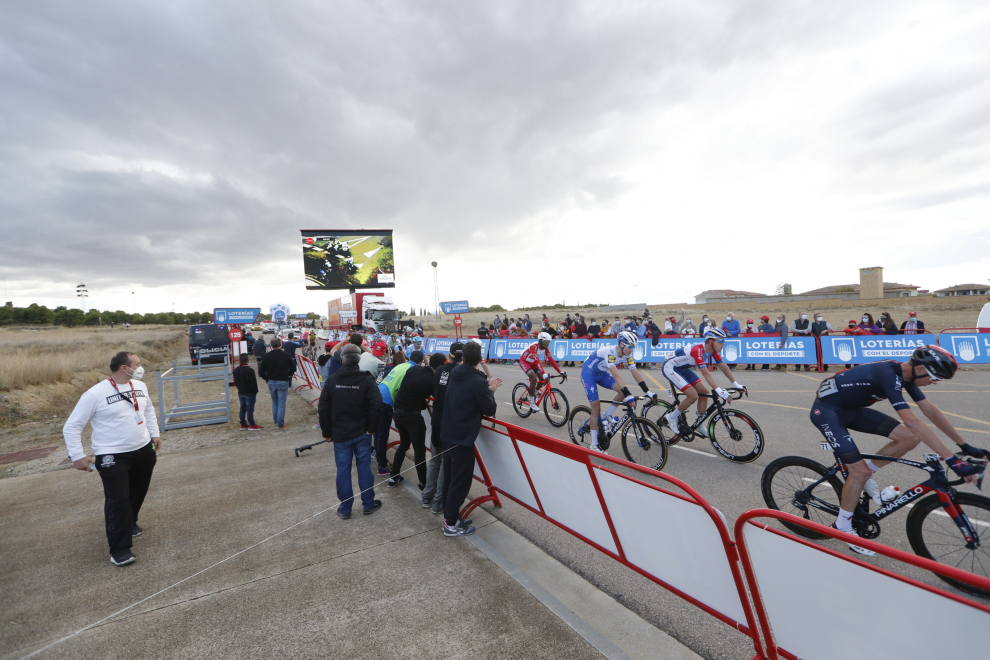 Ambiente en Ejea de los Caballeros, escenario del final de la cuarta etapa de la Vuelta a España