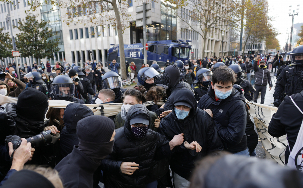 Demonstration against coronavirus restrictions in Frankfurt