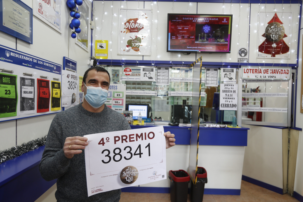 Cuarto premio de la Lotería de Navidad, el 38341, repartido en la administración de la calle Mompeón Motos de Las Delicias.