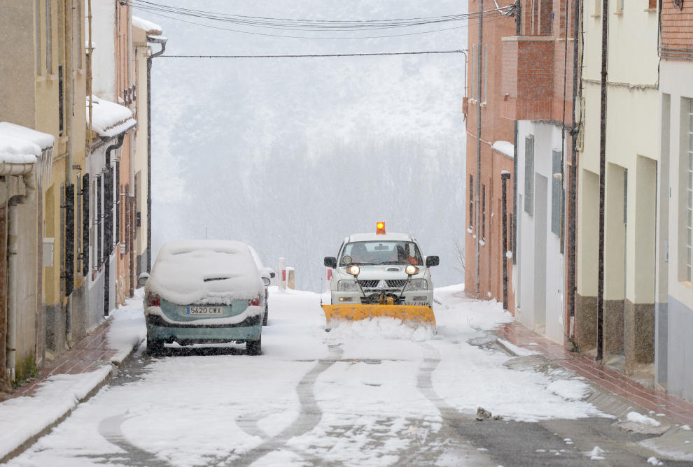 La nieve de Filomena tiñe de blanco la provincia de Teruel