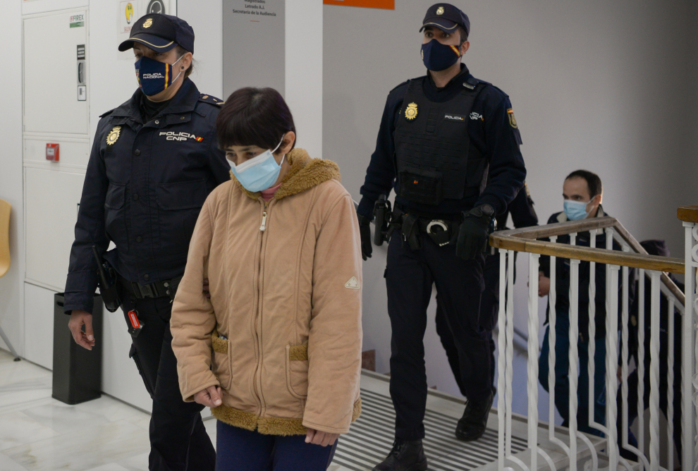 Juicio por en asesinato y emparedamiento de la madre en Pozondón