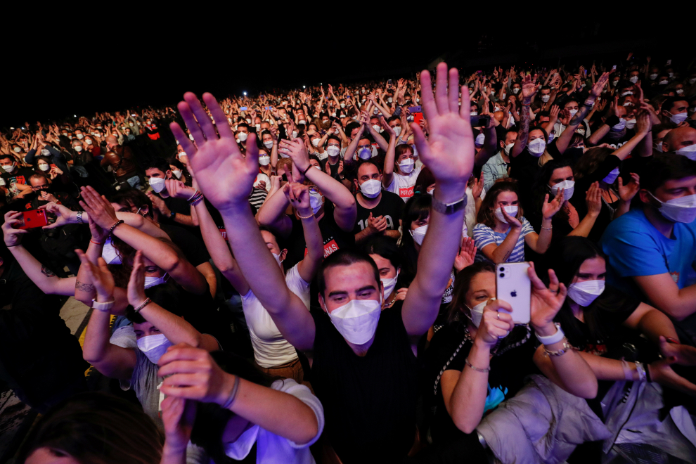 Spectators wearing protective masks wait before a concert of Love HEALTH-CORONAVIRUS/SPAIN- CONCERT