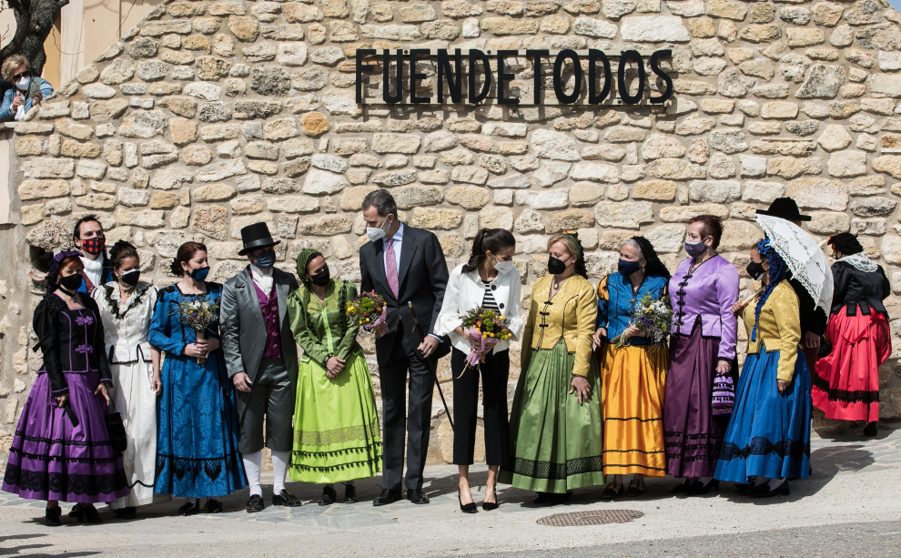 Los Reyes visitan Fuendetodos en el 275 aniversario del nacimiento de Goya