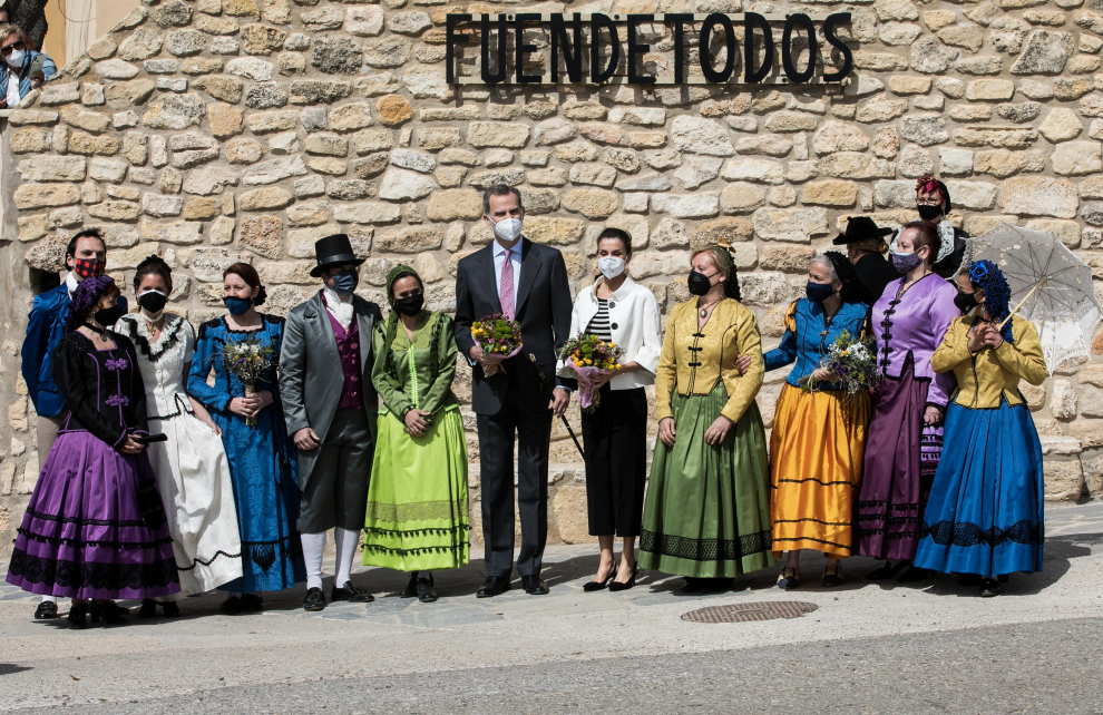 Los Reyes visitan Fuendetodos en el 275 aniversario del nacimiento de Goya