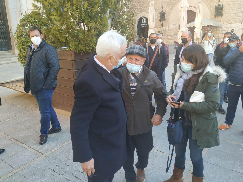 Segunda jornada del juicio contra Igor el Ruso por el triple crimen de Andorra. Llegada del padre de José Luis Iranzo a la Audiencia de Teruel.